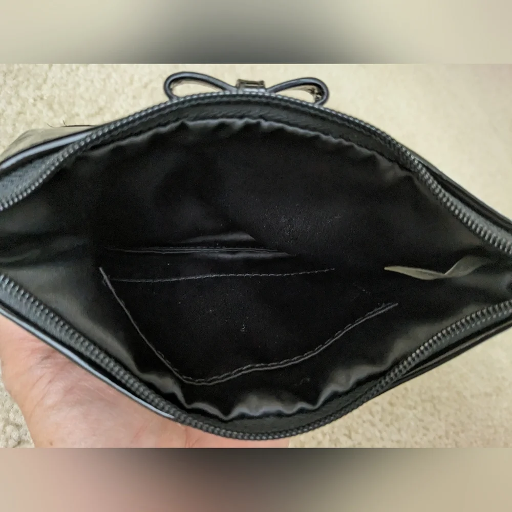 Coach Signature Wristlet - Black Patent Leather